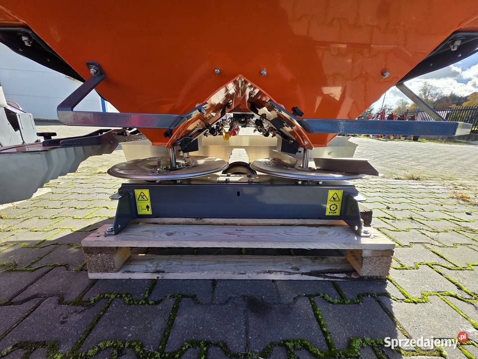 Rozsiewacz nawozów dwutarczowy Włoski AGREX Rawa Mazowiecka