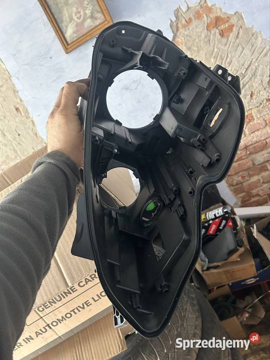 Obudowa klosz lampy reflektora Mercedes W204 Łęczna