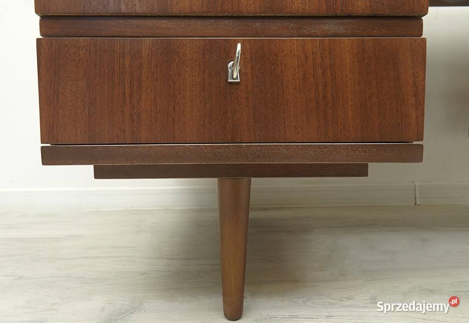 Zabytkowe biurko PRL profesjonalnej renowacji Jerka