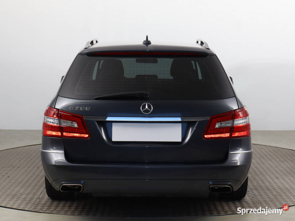 Mercedes E E 200 4/5