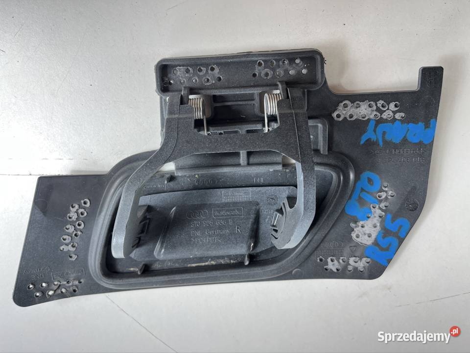 AUDI A5 ZAŚLEPKA SPRYSKIWACZA ZDERZAKA PRAWY