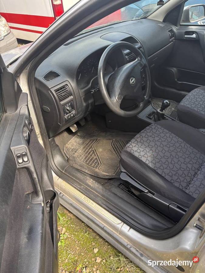 Astra g uszkodzony Kutno