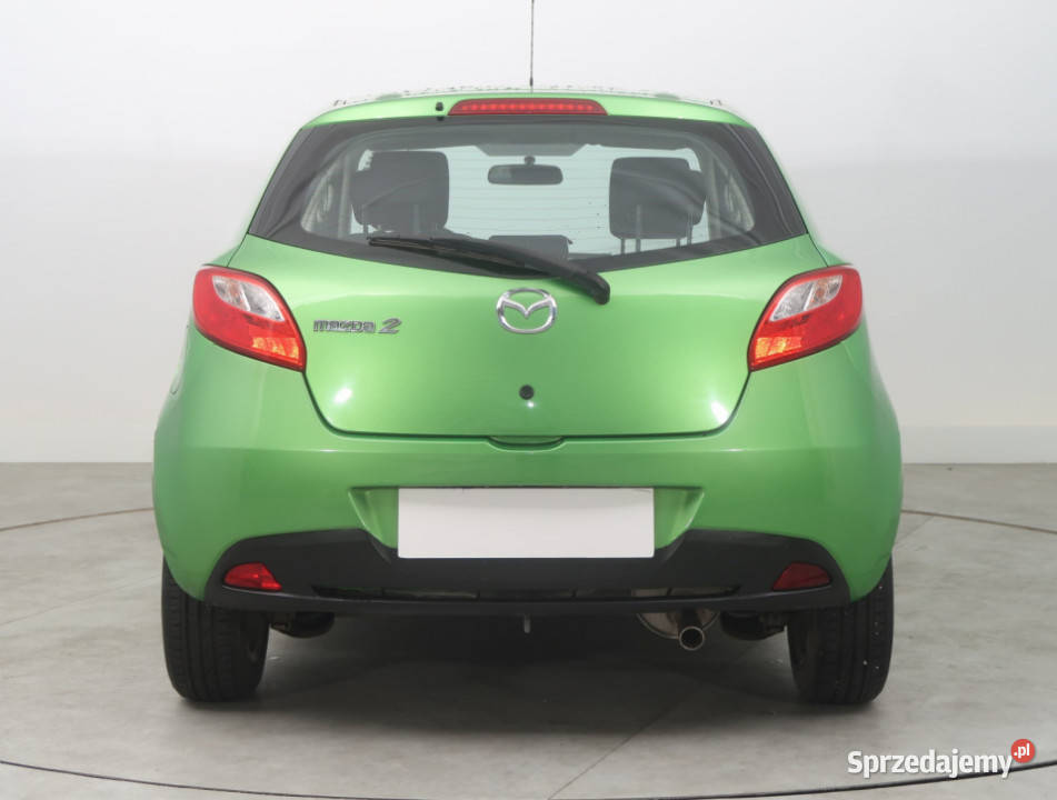 Mazda 2 13 i Rok produkcji 2011 dolnośląskie