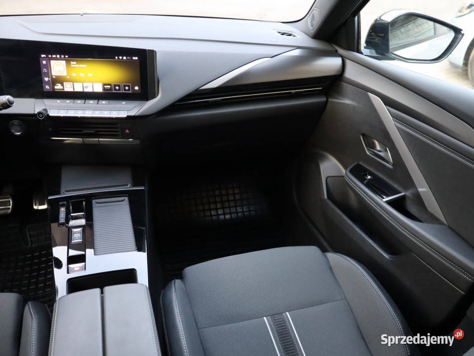 Opel Astra 12 Turbo podgrzewane fotele Samochody osobowe Katowice