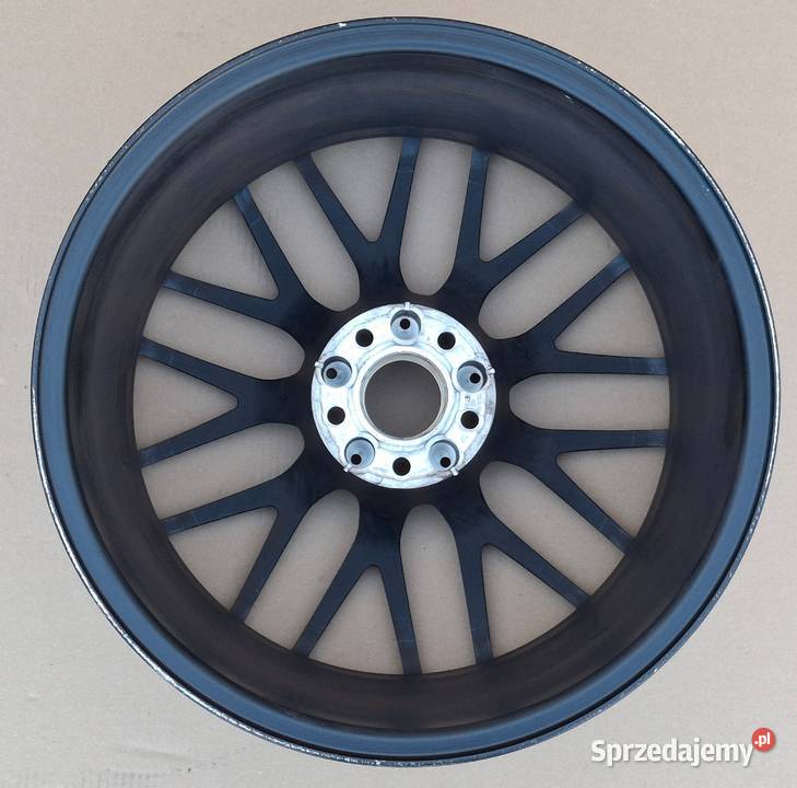 MERCEDES CKLASA W205 AMG FELGA ALUFELGA 19 5X112 Bieleń sprzedam