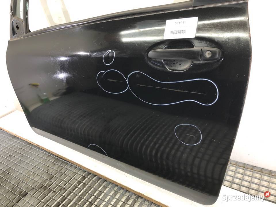 DRZWI LEWY PRZÓD TOYOTA YARIS II Hatchback 0514 podkarpackie