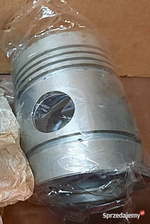 Tłok silnika S 530 Star 28 Bizon Ostrów Wielkopolski