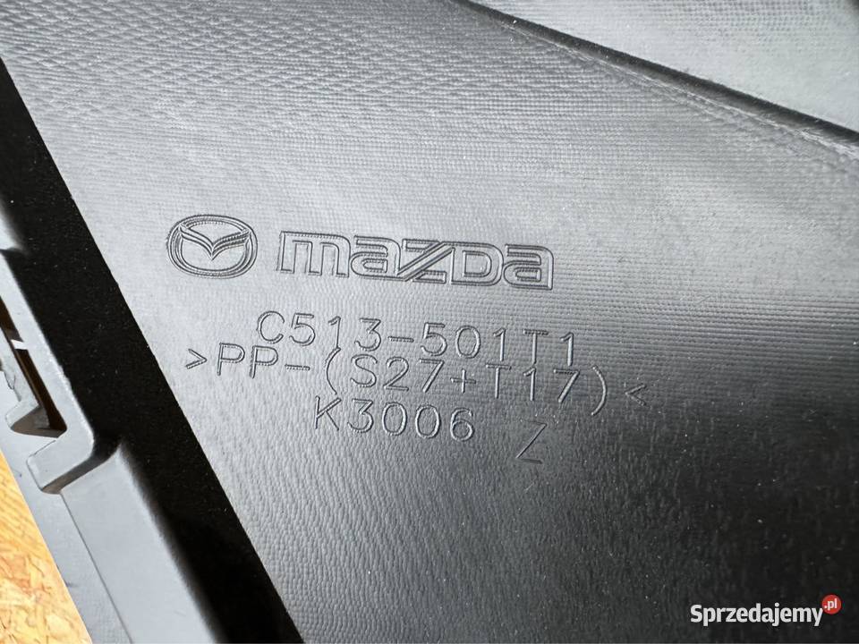 Środkowa kratka zderzaka przód Mazda 5 V II 2 Sieraków sprzedam
