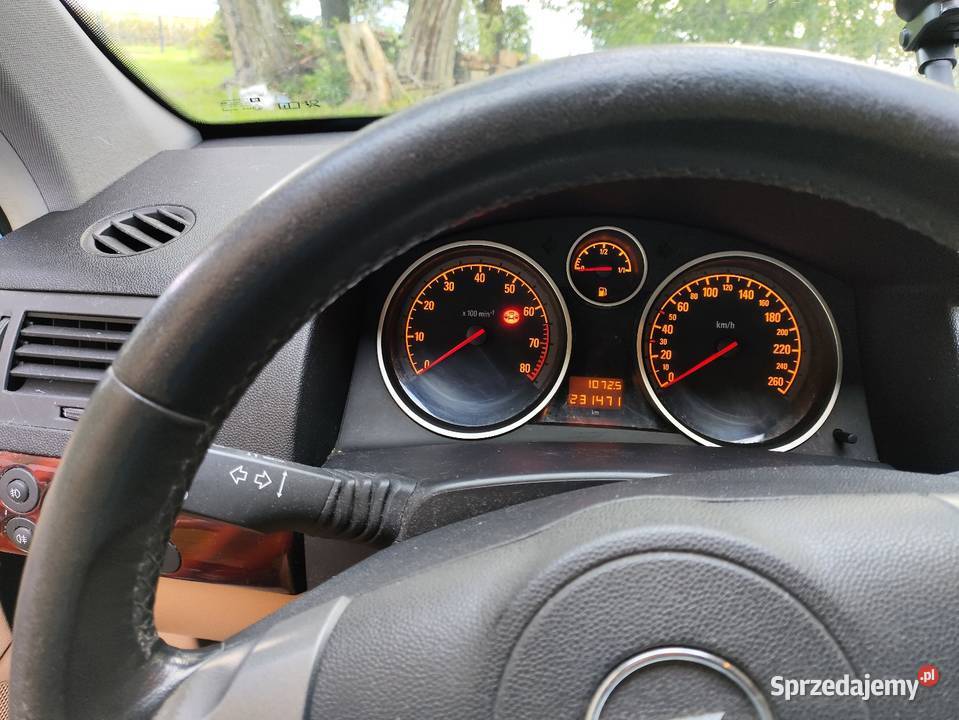 Opel Astra 18 benzyna 2004 garażowany dolnośląskie Karczyn sprzedam
