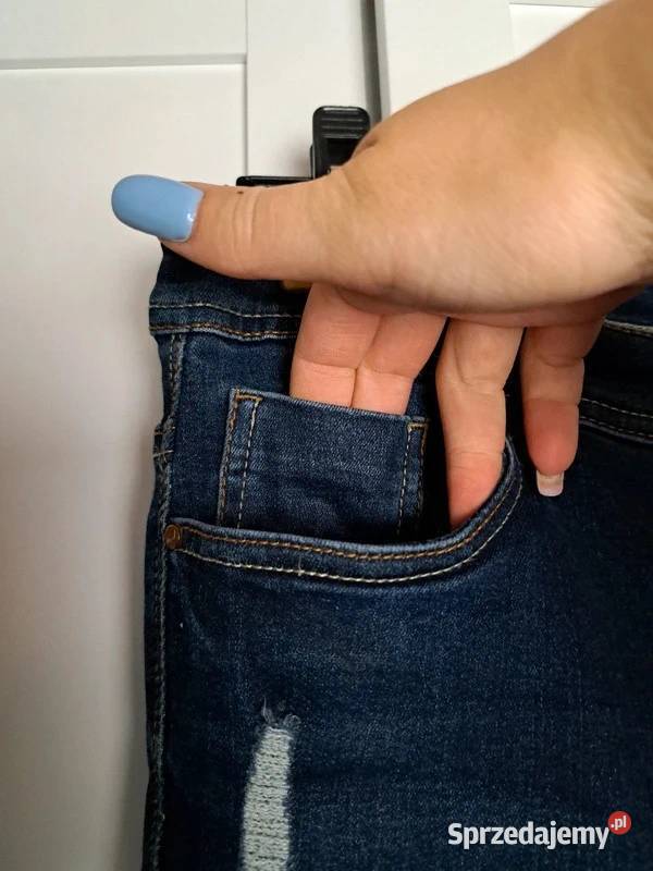 Jeansy Diverse z przetarciami 38 elastyczne