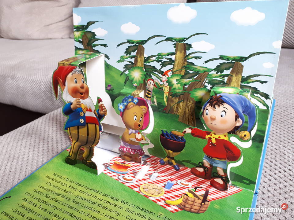 książeczka zawiera przestrzenne scenki NODDY