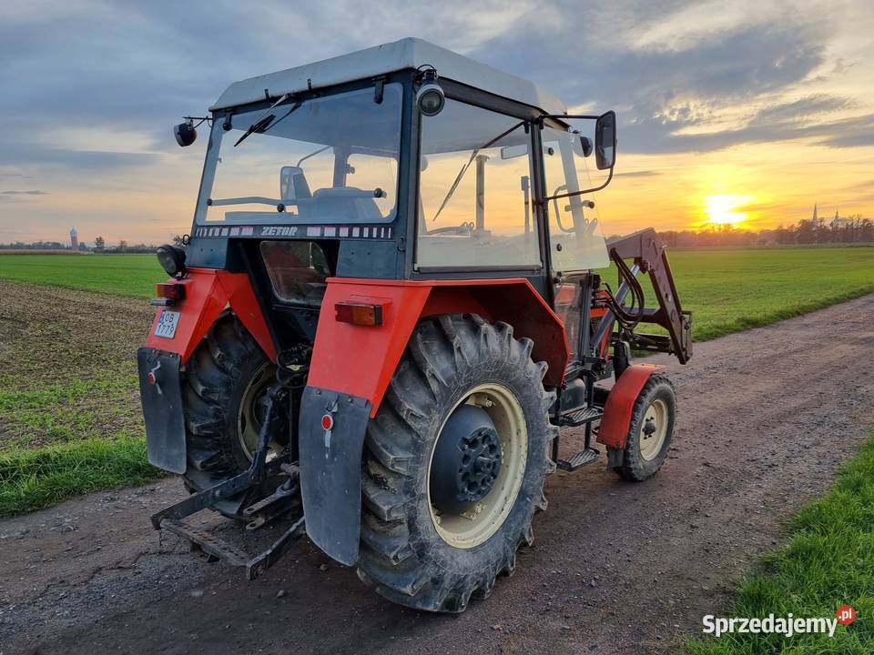 Sprzedam ciągnik Zetor 5211 z ładowaczem Grodków