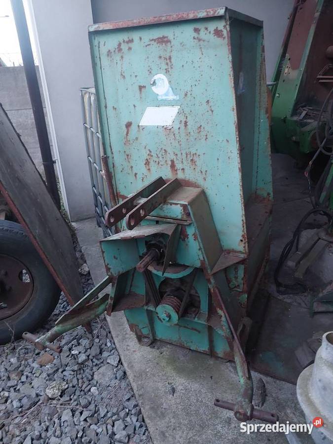 Ścielarka do truskawekrozdrabniacz do słomy BISO nieuszkodzony Piotrków Trybunalski