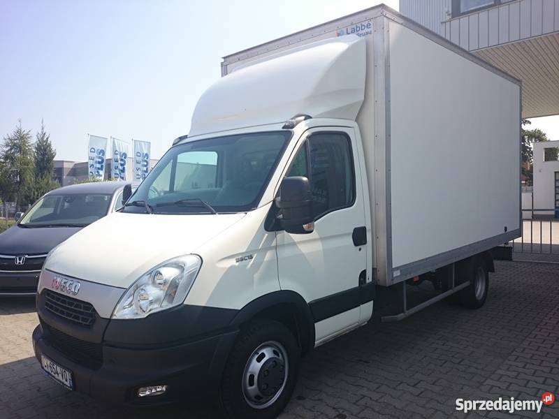 IVECO DAILY 35C15L KONTENER 8 PALET 2013r nieuszkodzony Suchy Las