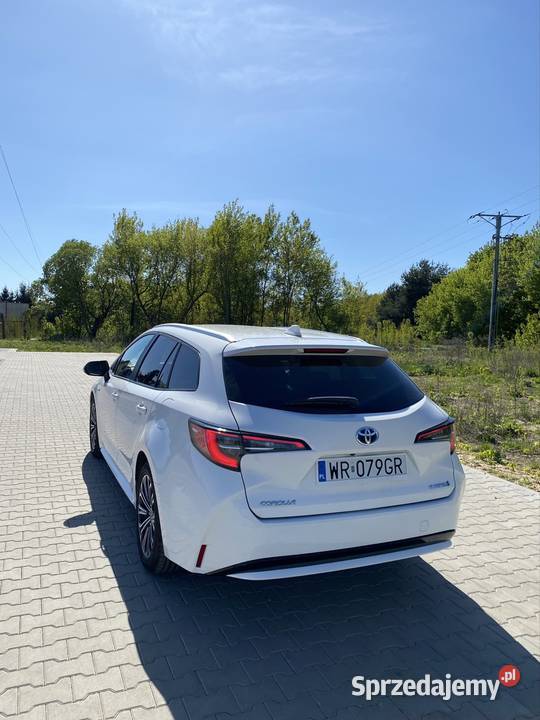 Toyota Corolla 2022 18 Hybryda Okazja czujnik zmierzchu Radom