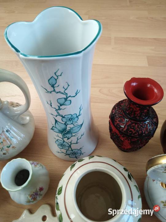 Ceramika z okresu PRL użytkowa i ozdobna Lębork