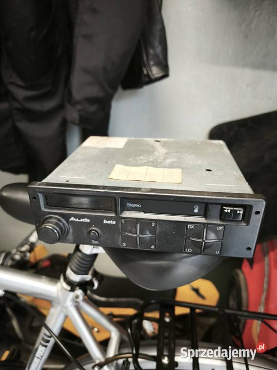 Oryginalne radio Audi 80 b3 beta z 1990r Sprawne Tarnobrzeg