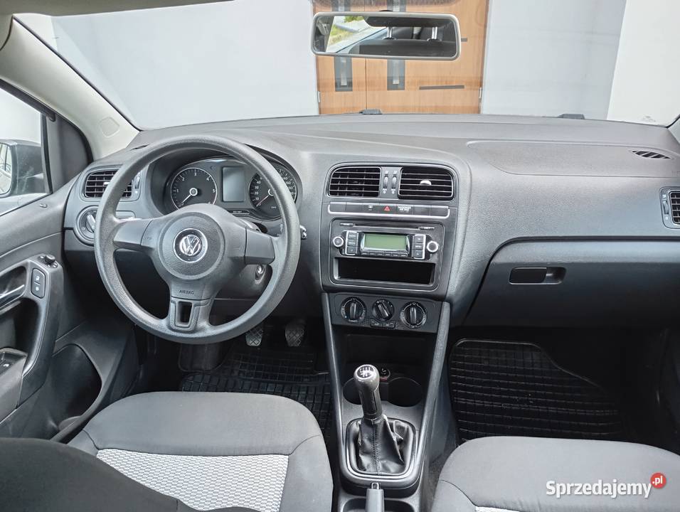Volkswagen Polo 6R 2010r 5drzwiowy Ładny Łódź