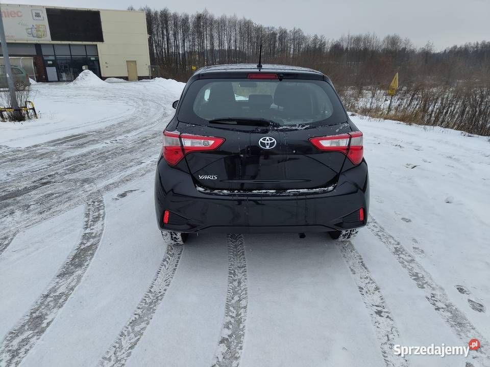 Toyota Yaris III 15 Benz Automat Białystok