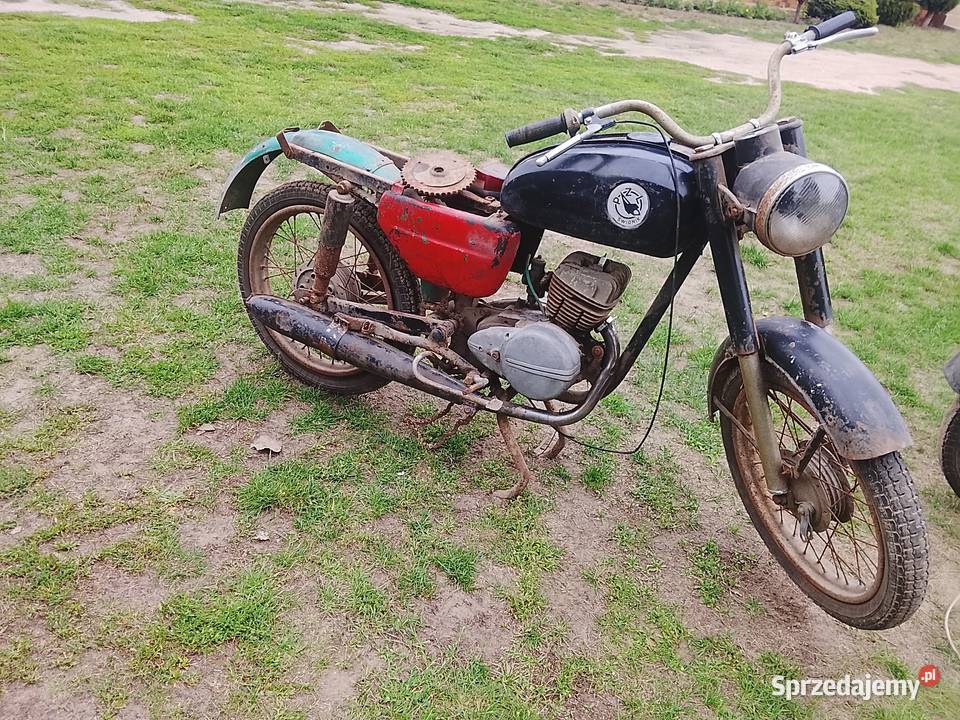 Sprzedam WSK 125 tylny błotnik WSK Kos wielkopolskie Koło