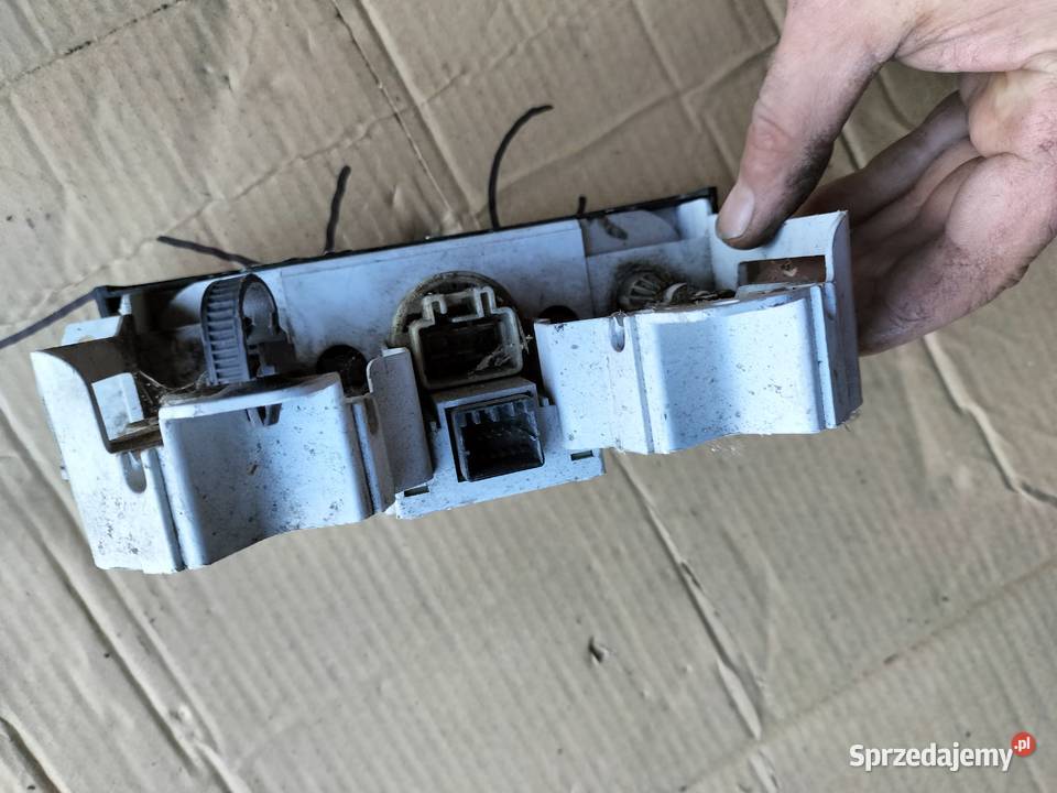 Panel nawiewu klimatyzacji MAZDA MPV LC94B Motoryzacja Kamień-Kolonia