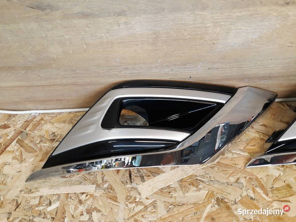 MITSUBISHI OUTLANDER 3 III LIFT KRATKA PRAWA listwy na zderzak wielkopolskie Międzychód