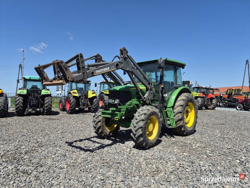 Traktor John Deere 6100D z ładowaczem Faucheux John Deere Turek
