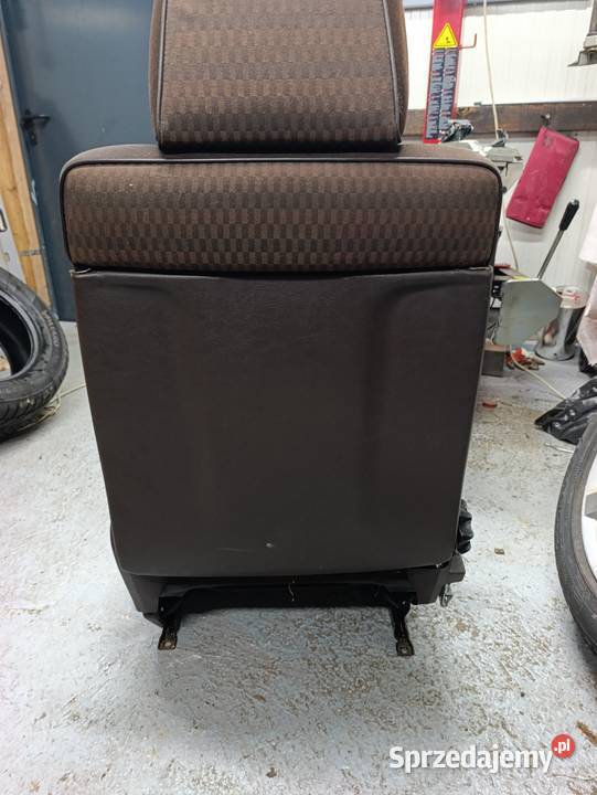 Fotel kierowcy Mercedes w124 Trzeciewnica