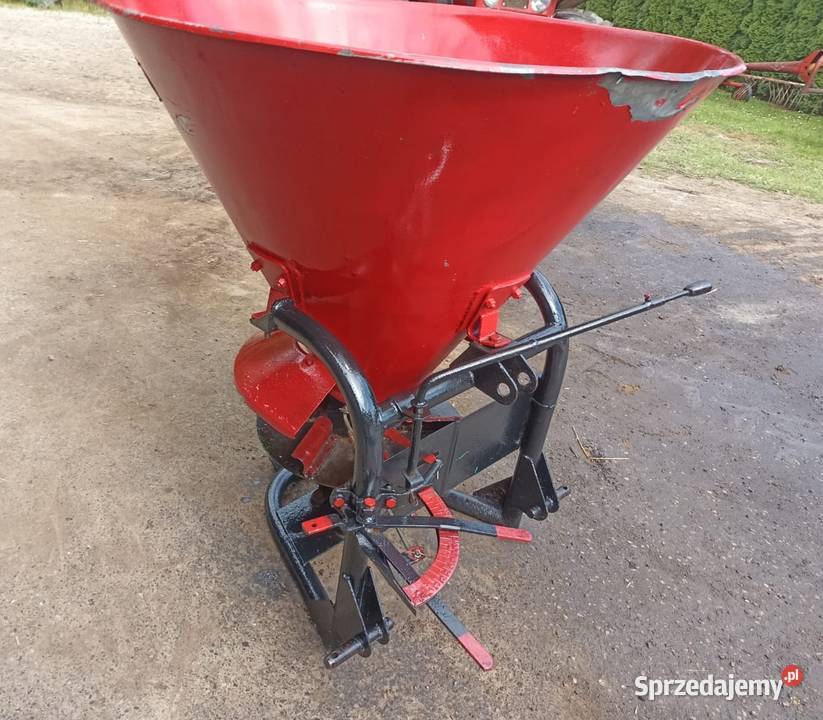 Rozsiewacz nawozów polski lejek Pisarzowa sprzedam