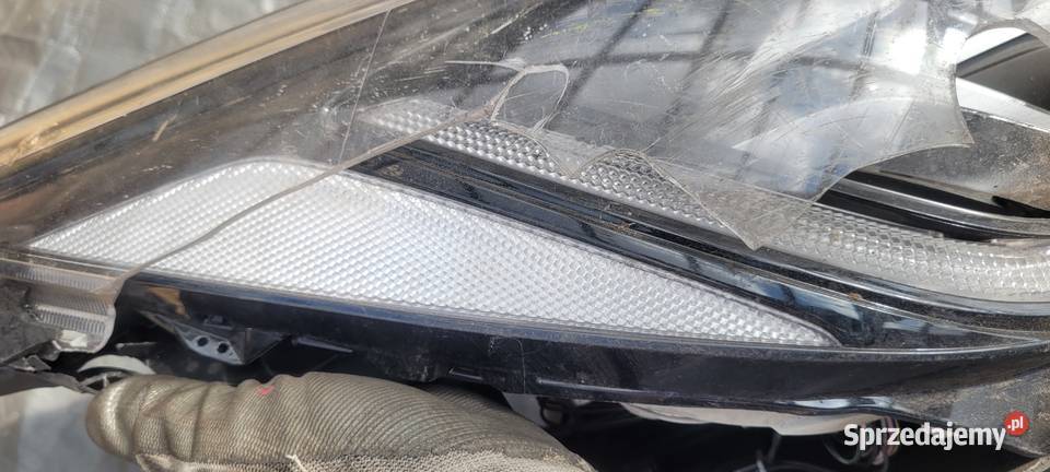 KIA NIRO LIFT PRAWY REFLEKTOR LAMPA PRAWA 1431 śląskie Ruda Śląska