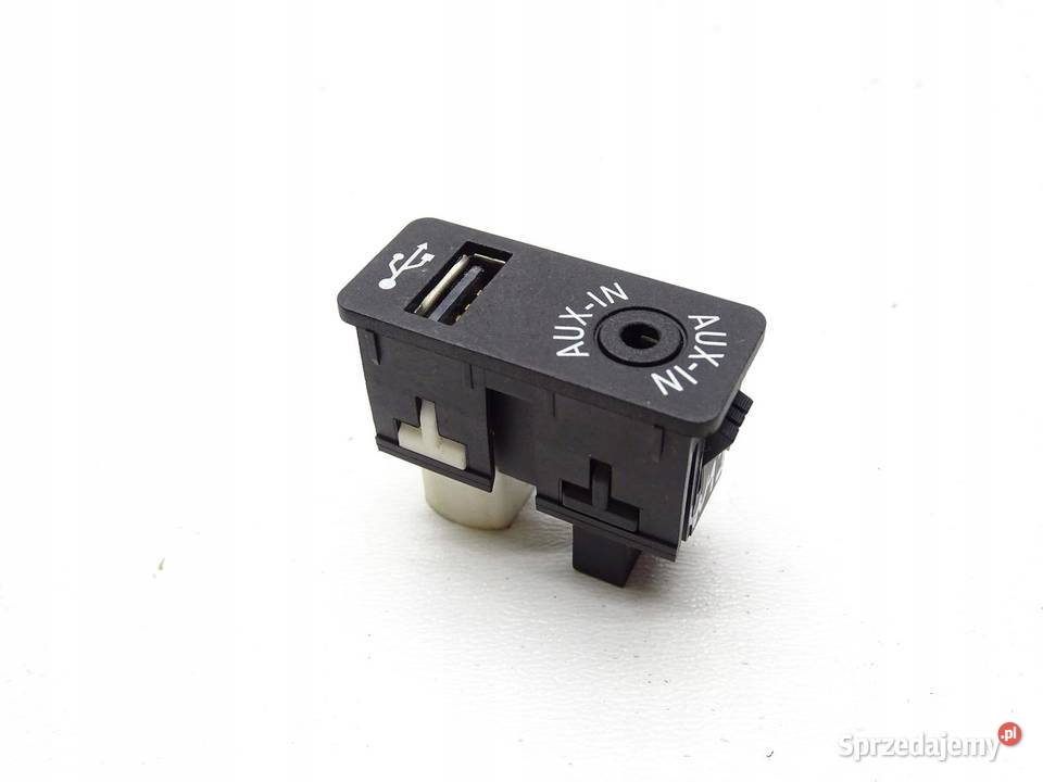 GNIAZDO WEJŚCIE PORT AUX USB BMW F20 F21 F30 F31 małopolskie