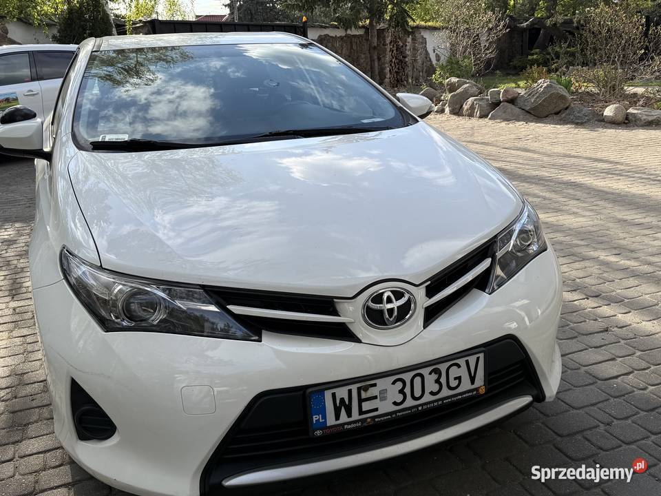 TOYOTA AURIS kombi 14 D salon bezwypadkowy jeden Warszawa sprzedam