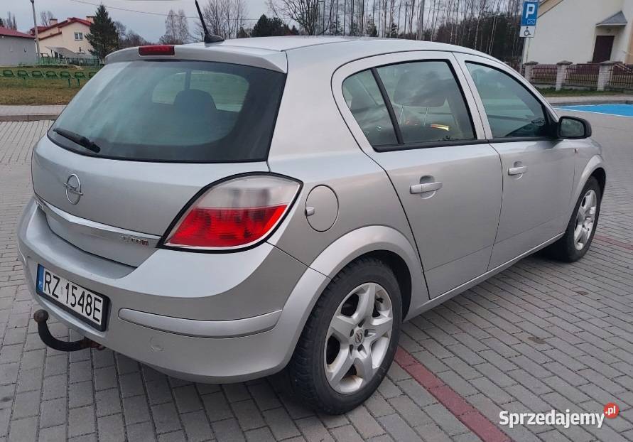 Opel Astra 17 diesel isuzu 2006 nieuszkodzony podkarpackie Głogów Małopolski