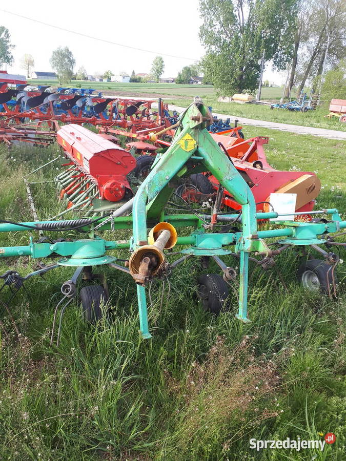 Przetrząsarka Deutz Fahr KH 264 Siniarzewo