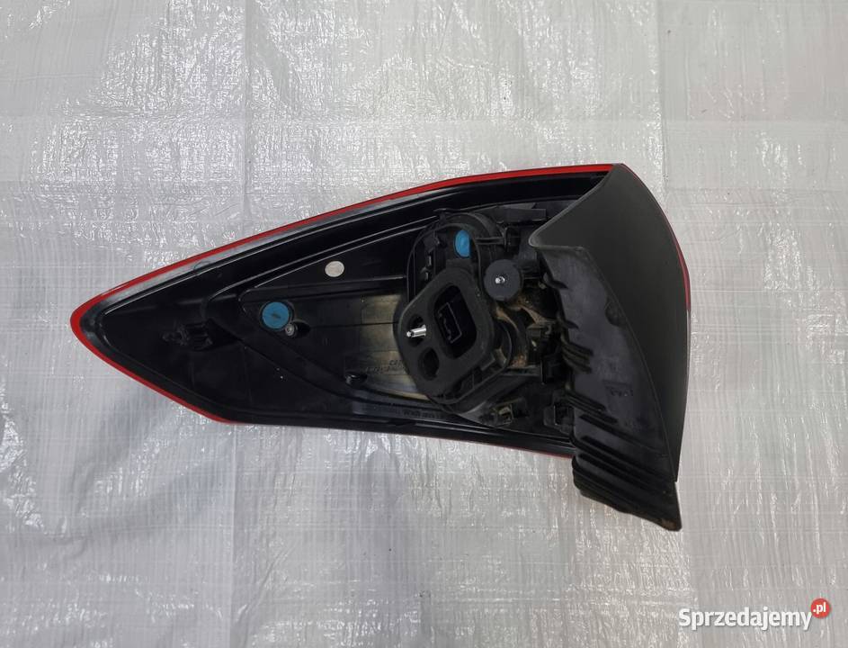 FORD C CMAX II MK2 LAMPA PRAWA TYŁ TYLNA
