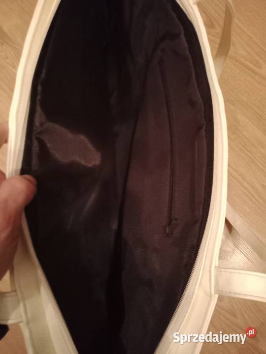 Duża elegancka damska torba na ramię firmy Szczyrk