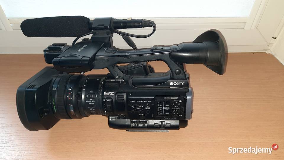 Sprzedam kamerę Sony PMW 200 z dodatkami