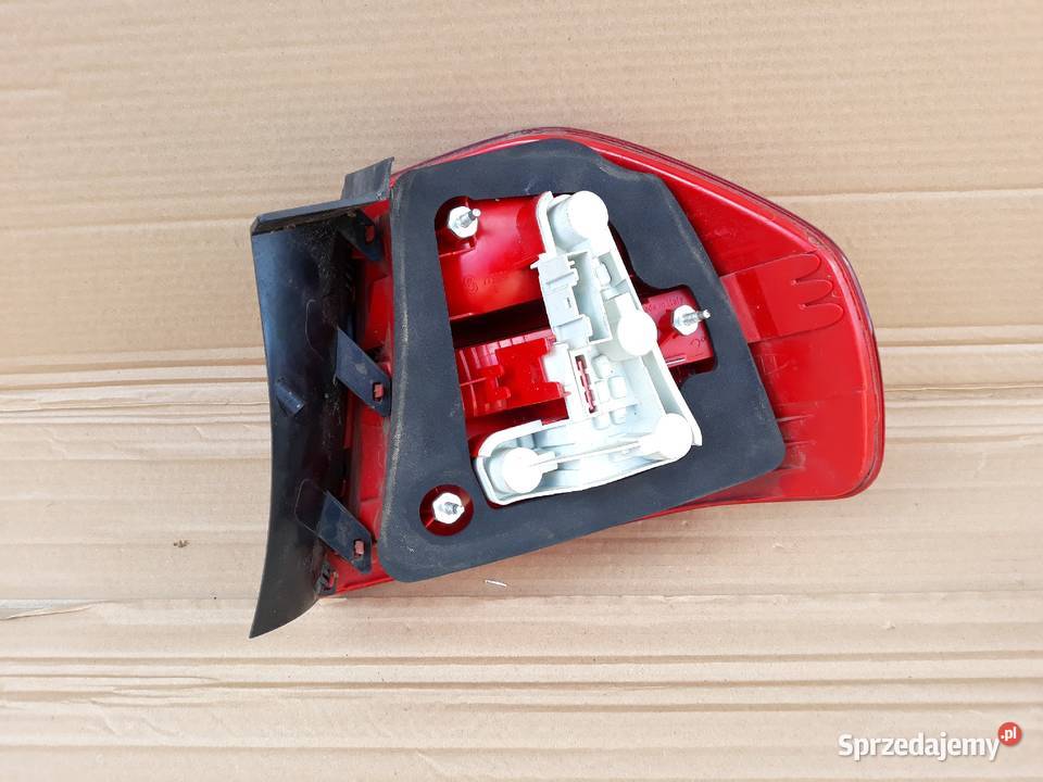 BMW 3 E90 SEDAN LAMPA LEWA TYLNA LEWY TYŁ Międzychód