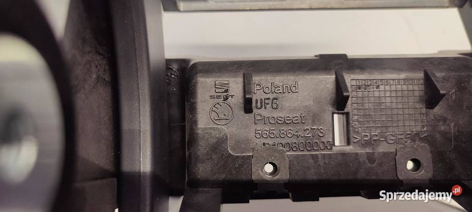 SKODA KODIAQ PODŁOKIETNIK SKÓRA 565864207