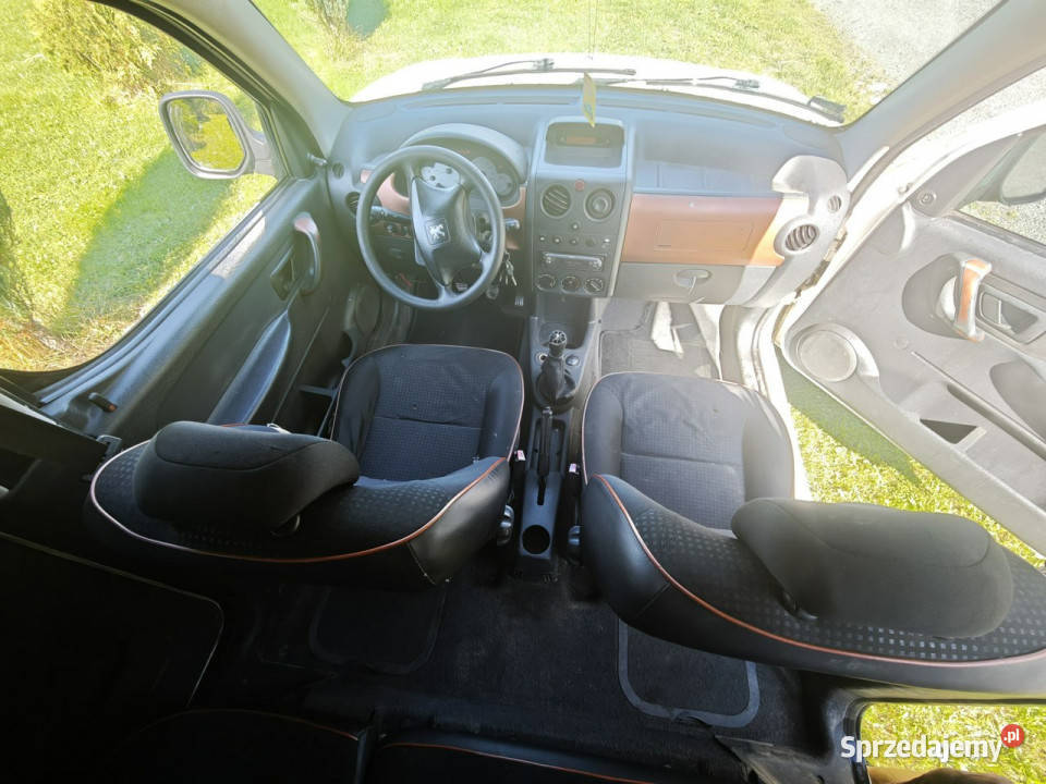 Peugeot Partner Peugeot partner 20 HDi I Rok produkcji 2004 Rząśnik
