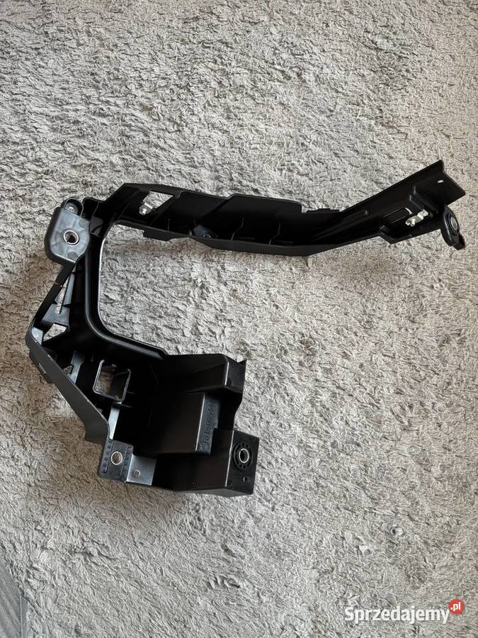 Okular ślizg mocowanie lampy prawy Citroen C3 manualna Motoryzacja Białystok