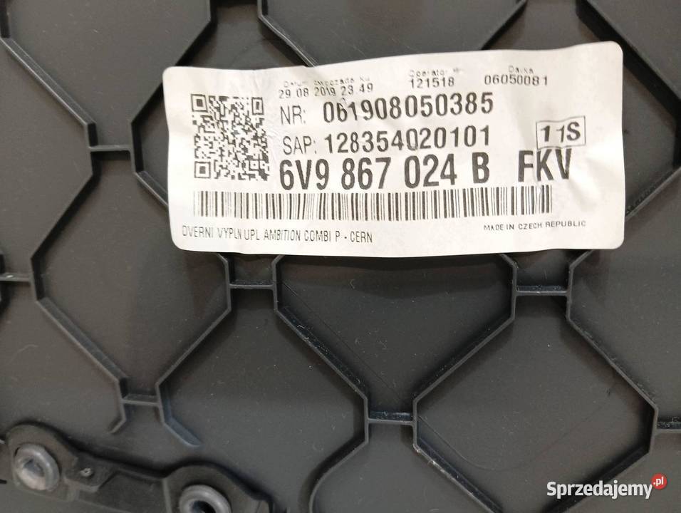 TAPICERKA BOCZEK PRAWY LEWY TYŁ KPL KOMBI Skoda