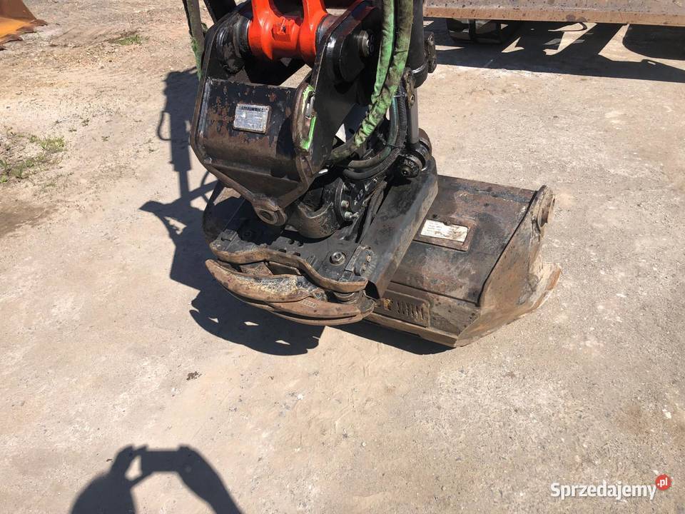 Minikoparka KUBOTA KX0804 rototilt
