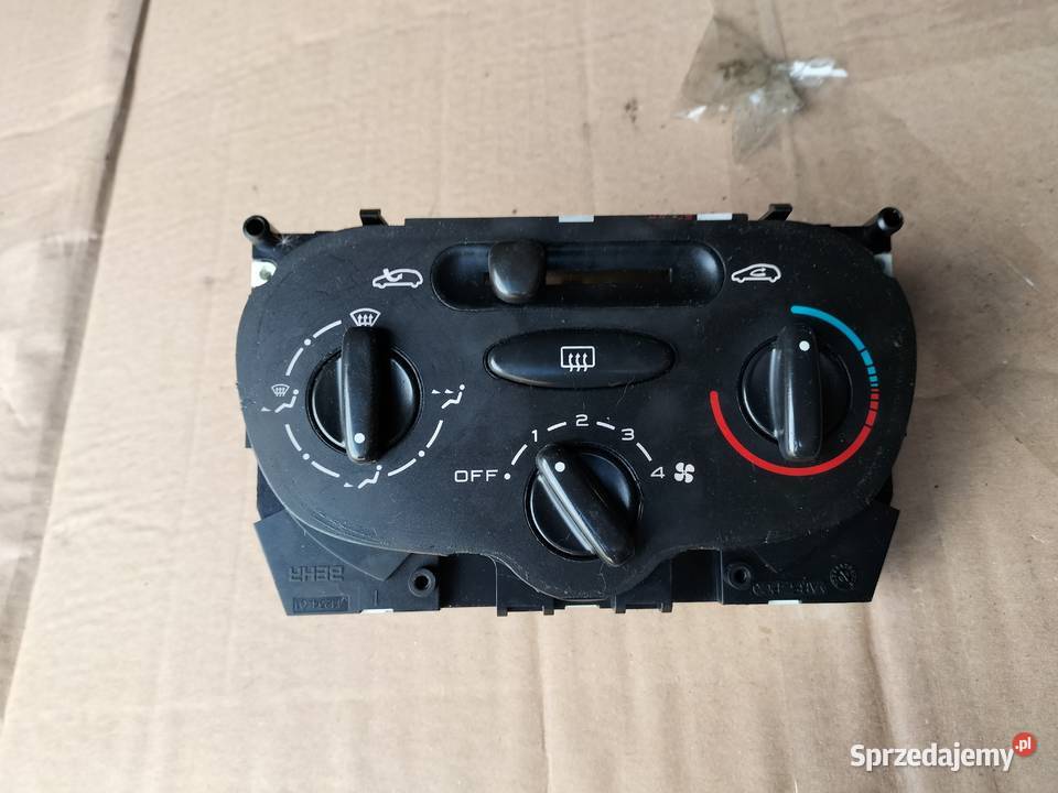 PEUGEOT 206 panel nawiewu lkimatyzacji Kamień-Kolonia