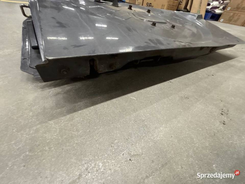 Nissan Patrol Y60 drzwi bagażnika tylne duże Drzwi Poznań sprzedam