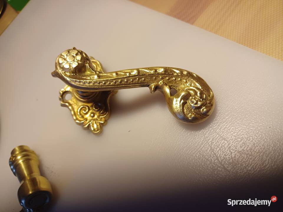 Duża klamka mosiężna do drzwi Klamki i uchwyty Poznań