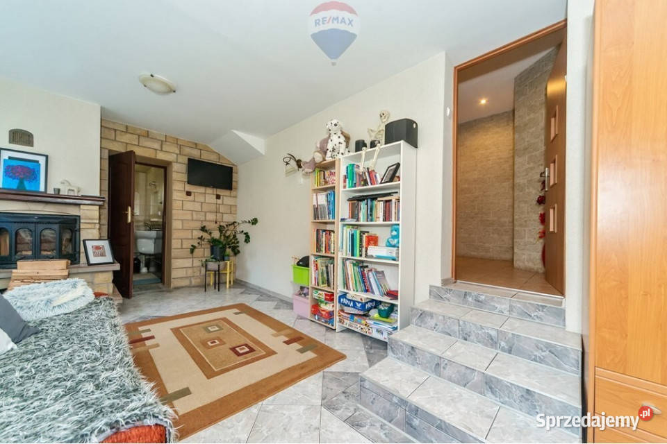 Dom apartament pod wynajem i działka