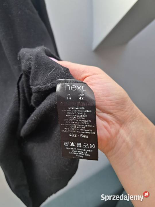 Klasyczna czarna bluzka z kołnierzykiem Next pomorskie Trąbki Wielkie