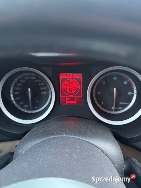 Syndyk sprzeda pojazd marki Alfa Romeo 159 2008