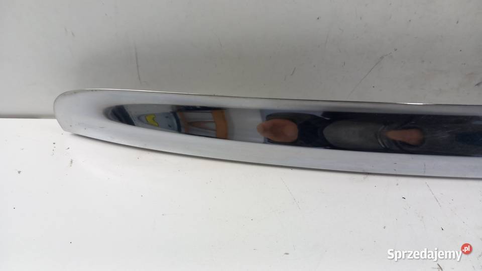 HONDA CIVIC VII HB BLENDA CHROM KLAPY TYŁ osobowe Zbierkowo